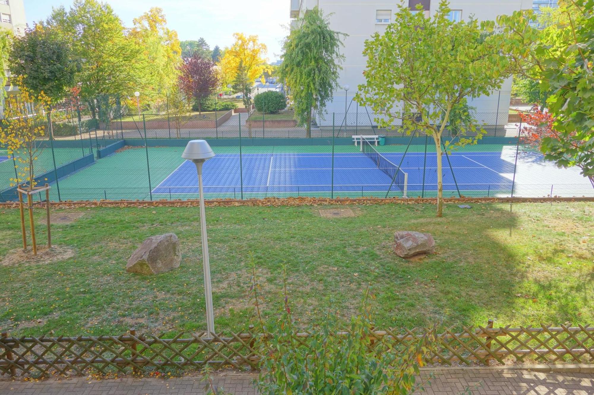 Arbres & Tennis Страсбург Экстерьер фото